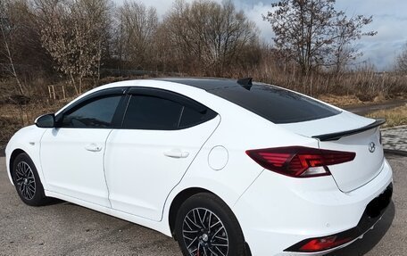 Hyundai Elantra VI рестайлинг, 2019 год, 1 630 000 рублей, 4 фотография