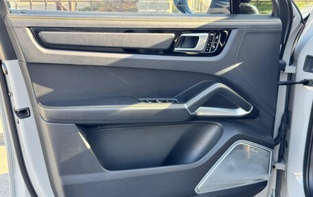 Porsche Cayenne III, 2019 год, 10 840 000 рублей, 25 фотография