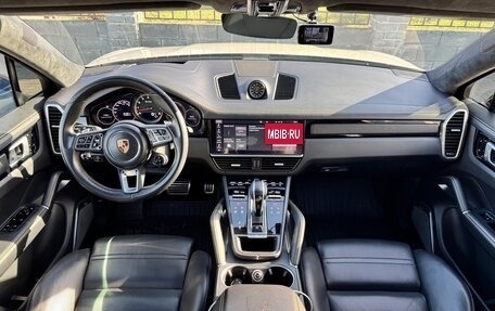 Porsche Cayenne III, 2019 год, 10 840 000 рублей, 21 фотография