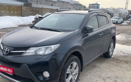 Toyota RAV4, 2015 год, 1 480 000 рублей, 2 фотография
