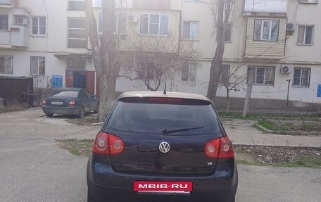 Volkswagen Golf V, 2006 год, 650 000 рублей, 2 фотография