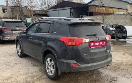 Toyota RAV4, 2015 год, 1 480 000 рублей, 3 фотография