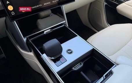 Land Rover Range Rover IV рестайлинг, 2024 год, 20 030 000 рублей, 22 фотография