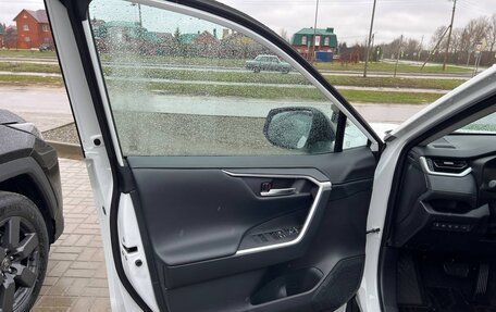 Toyota RAV4, 2025 год, 4 450 000 рублей, 6 фотография