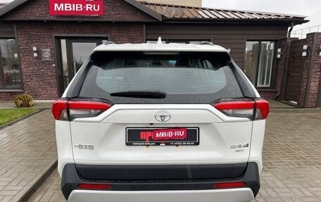 Toyota RAV4, 2025 год, 4 450 000 рублей, 5 фотография