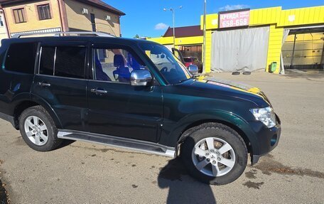Mitsubishi Pajero IV, 2007 год, 1 850 000 рублей, 2 фотография