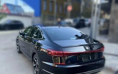 Volkswagen Passat B8 рестайлинг, 2022 год, 2 450 000 рублей, 5 фотография