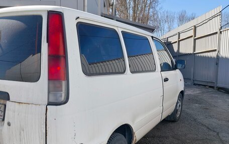 Toyota Town Ace III, 2002 год, 400 000 рублей, 5 фотография