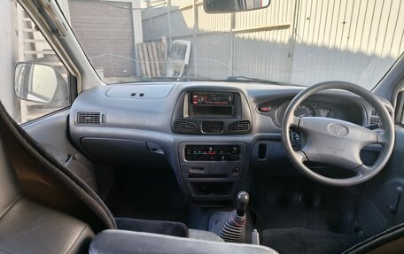 Toyota Town Ace III, 2002 год, 400 000 рублей, 6 фотография