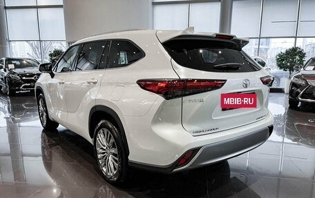 Toyota Highlander, 2026 год, 5 899 000 рублей, 8 фотография