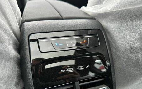 Volkswagen Tiguan, 2026 год, 4 650 000 рублей, 25 фотография