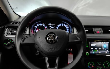 Skoda Rapid I, 2019 год, 945 000 рублей, 12 фотография