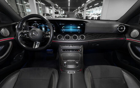 Mercedes-Benz E-Класс, 2021 год, 4 700 000 рублей, 8 фотография