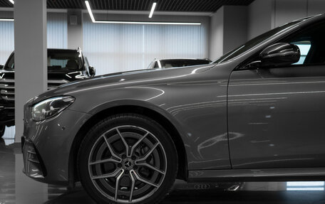 Mercedes-Benz E-Класс, 2021 год, 4 700 000 рублей, 21 фотография