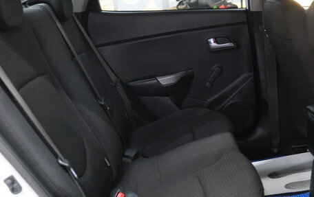 KIA Rio III рестайлинг, 2015 год, 799 000 рублей, 19 фотография