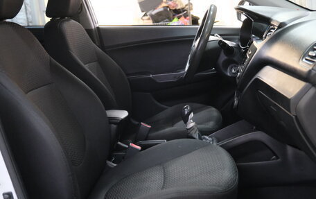 KIA Rio III рестайлинг, 2015 год, 799 000 рублей, 17 фотография