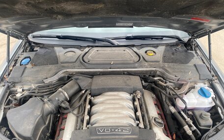 Audi A8, 2005 год, 1 000 000 рублей, 26 фотография