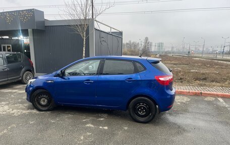 KIA Rio III рестайлинг, 2013 год, 700 000 рублей, 2 фотография