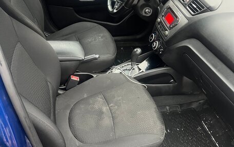 KIA Rio III рестайлинг, 2013 год, 700 000 рублей, 6 фотография