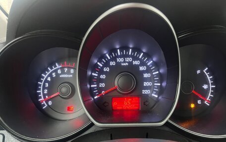 KIA Rio III рестайлинг, 2013 год, 700 000 рублей, 8 фотография