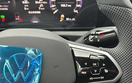 Volkswagen Tiguan, 2026 год, 4 600 000 рублей, 15 фотография