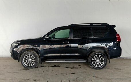 Toyota Land Cruiser Prado 150 рестайлинг 2, 2018 год, 4 600 000 рублей, 7 фотография