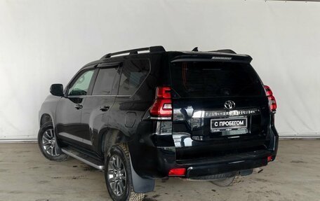 Toyota Land Cruiser Prado 150 рестайлинг 2, 2018 год, 4 600 000 рублей, 6 фотография