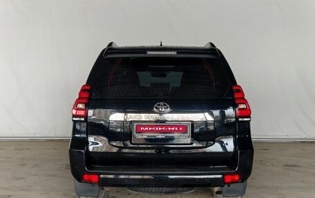 Toyota Land Cruiser Prado 150 рестайлинг 2, 2018 год, 4 600 000 рублей, 5 фотография