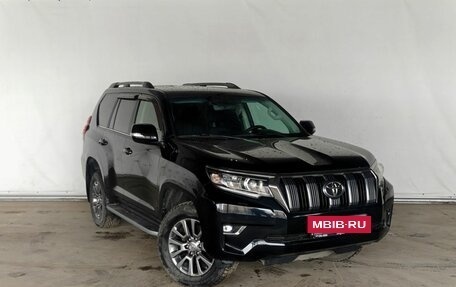 Toyota Land Cruiser Prado 150 рестайлинг 2, 2018 год, 4 600 000 рублей, 3 фотография
