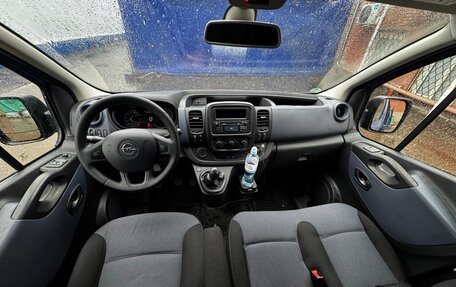 Opel Vivaro B, 2015 год, 1 950 000 рублей, 9 фотография