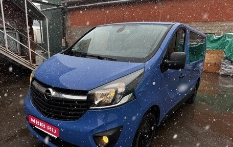 Opel Vivaro B, 2015 год, 1 950 000 рублей, 2 фотография