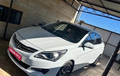 Hyundai Solaris II рестайлинг, 2014 год, 1 100 000 рублей, 1 фотография