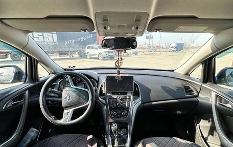 Opel Astra J, 2011 год, 750 000 рублей, 7 фотография