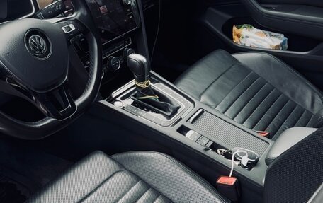 Volkswagen Passat B8 рестайлинг, 2018 год, 2 850 000 рублей, 9 фотография