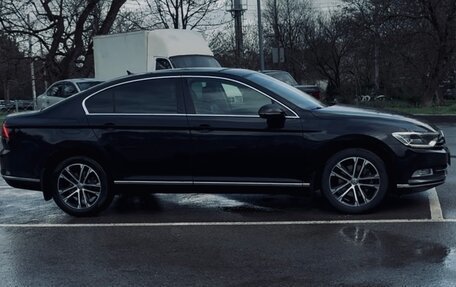 Volkswagen Passat B8 рестайлинг, 2018 год, 2 850 000 рублей, 2 фотография