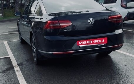 Volkswagen Passat B8 рестайлинг, 2018 год, 2 850 000 рублей, 5 фотография