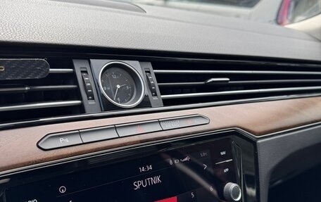 Volkswagen Passat B8 рестайлинг, 2018 год, 2 850 000 рублей, 17 фотография