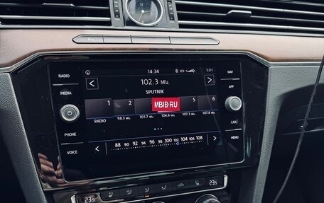 Volkswagen Passat B8 рестайлинг, 2018 год, 2 850 000 рублей, 15 фотография