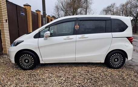 Honda Freed I, 2010 год, 1 180 000 рублей, 2 фотография