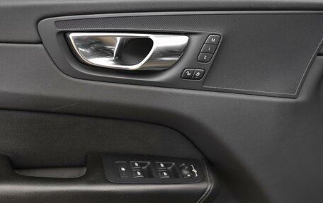 Volvo XC60 II, 2018 год, 2 650 000 рублей, 20 фотография