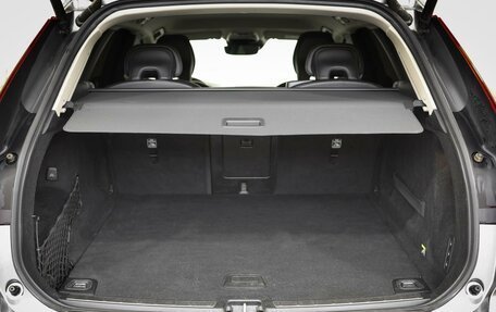 Volvo XC60 II, 2018 год, 2 650 000 рублей, 26 фотография