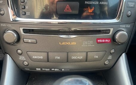 Lexus IS II рестайлинг 2, 2011 год, 1 750 000 рублей, 23 фотография