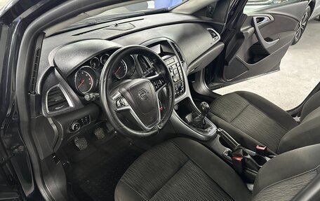 Opel Astra J, 2013 год, 675 000 рублей, 10 фотография