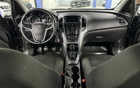 Opel Astra J, 2013 год, 675 000 рублей, 14 фотография