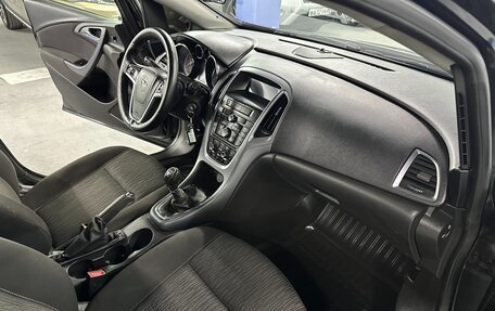 Opel Astra J, 2013 год, 675 000 рублей, 16 фотография