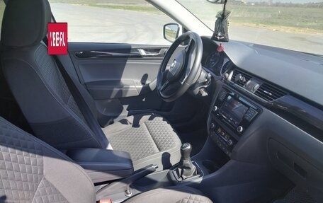 Skoda Rapid I, 2018 год, 1 300 000 рублей, 15 фотография