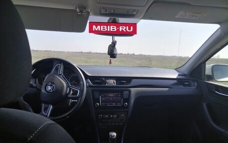 Skoda Rapid I, 2018 год, 1 300 000 рублей, 14 фотография