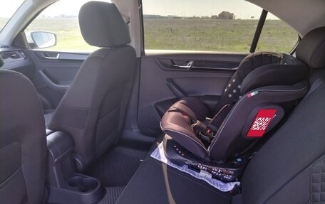 Skoda Rapid I, 2018 год, 1 300 000 рублей, 8 фотография