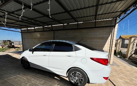 Hyundai Solaris II рестайлинг, 2014 год, 1 100 000 рублей, 6 фотография