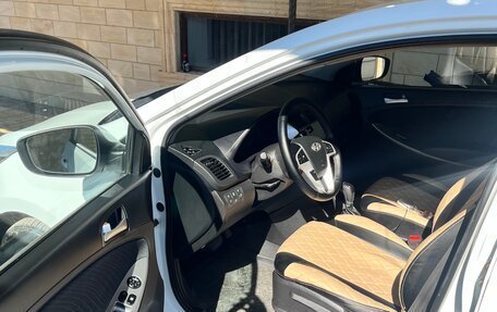 Hyundai Solaris II рестайлинг, 2014 год, 1 100 000 рублей, 13 фотография